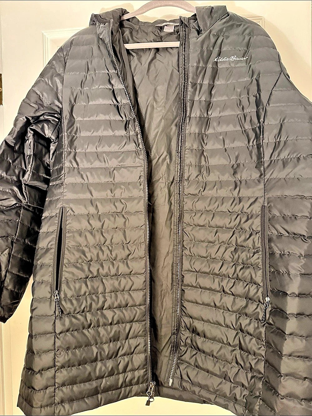 Eddie Bauer Women's CirrusLite Down Hooded Parka Gray